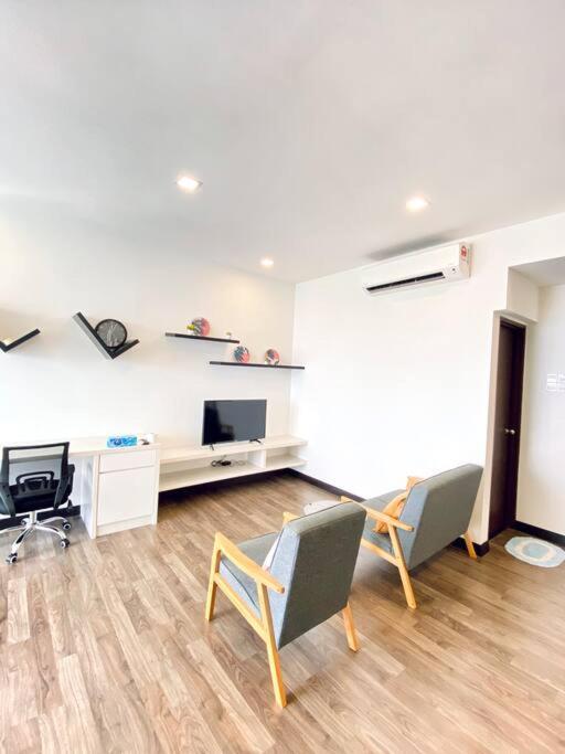 Rm100 Only @ Landmark Residence 2, Budget Stay, Near Cherasbalakongc180 Kajang Luaran gambar